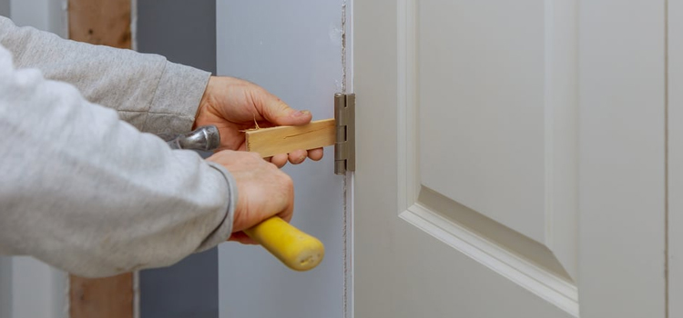 fiberglass entry door repair in Strawberry